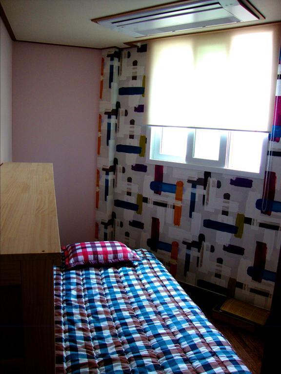 Cube Guesthouse Seoul Værelse billede